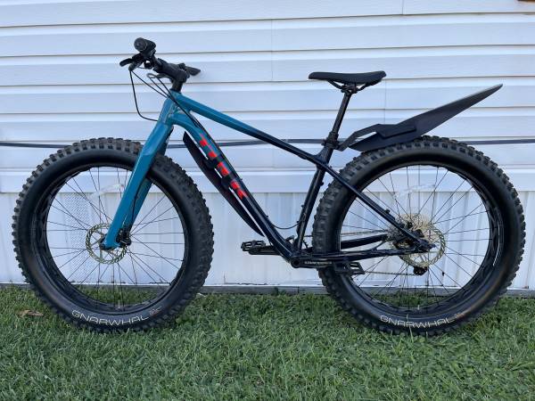 2022 Trek Farley 5 Large Dropper SeatPost Fenders Studded Tires Fat 1