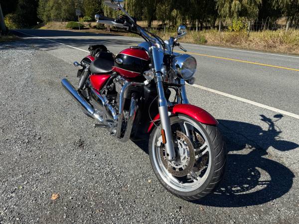 2012 triumph thunderbird 1