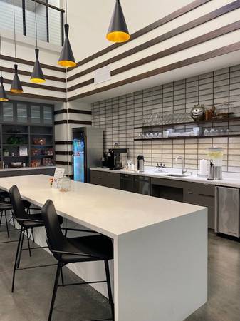 $657 🚀 FREE Day Office When You Tour Spaces Summerville!64016106854658123