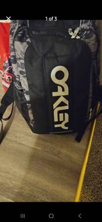Nice Oakley backpack 1