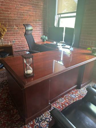 Desk 1