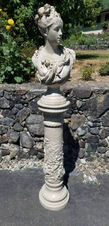 EXTREMELY RARE – Gorgeous Vintage Woman Bust on Ornate Pedestal 1