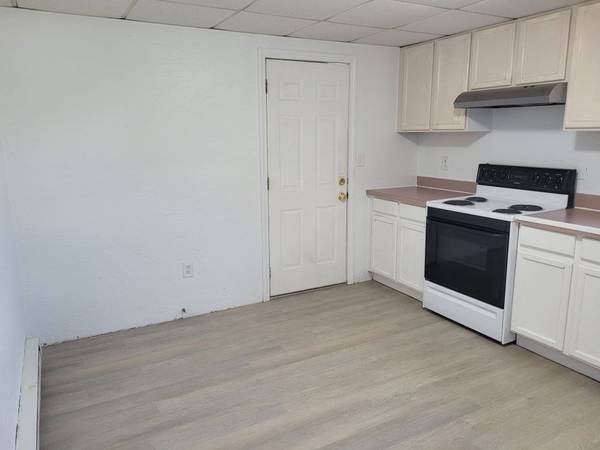 $2,295 / 3br - 1275ft2 - ¡SIN VERIFICACIÓN DE CRÉDITO! ¡SIN AUMENTOS DE RENTA! ¡ESTADÍA CORTA O LARGA! (Revere)63655287614977122