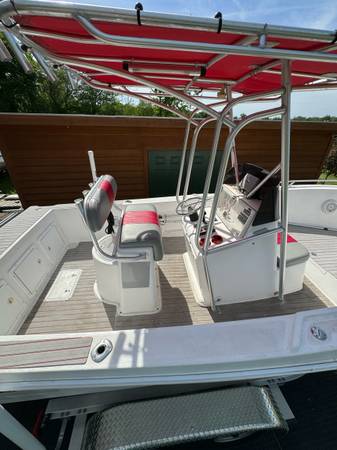 23 ‘  Center Console - $18,000 (Antioch)63471152088321124