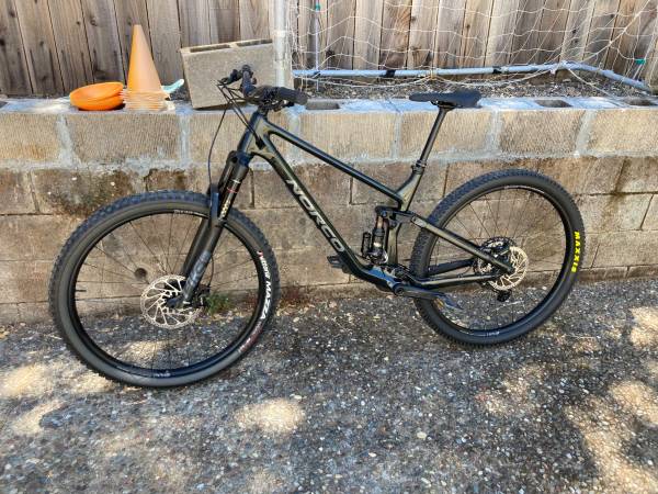 Norco Optic 2023 size large - excellent condition 1
