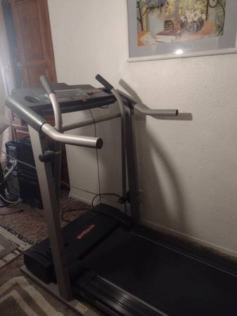 Free working treadmill 1