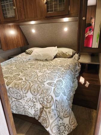 $850 / 2br - RV Camper on 15 acres (Madisonville)63903770383875121