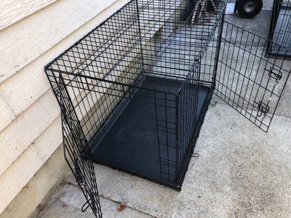 XXLARGE dog crate 1