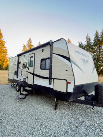 2018 Keystone Hideout 22KBSWE - $14,500 (Bremerton)63471354630403120