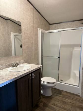 $39,900 Beautifully Maintained 2020 Mobile Home For Sale! (Duncansville, PA)63836542655617123