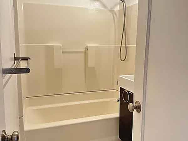 $900 / 2br - Fantastic 2 bed 1 bath home (Seattle, WA)63814660634627123