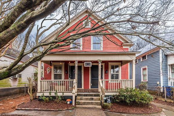 $1,900 / 1br - 1000ft2 - Cabbagetown Charm! 1BR/1BA Duplex w/ Loft Office Right by the Beltline (||Cabbagetown||||)63963859513218120
