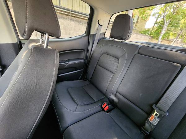 2018 GMC Canyon 2WD SLE - Photo 15