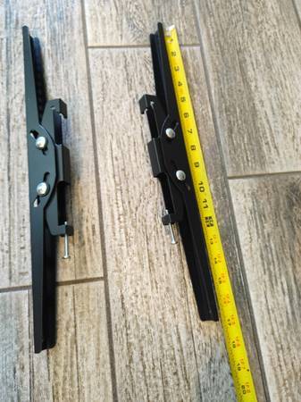TV WALL MOUNT 2 PC 1