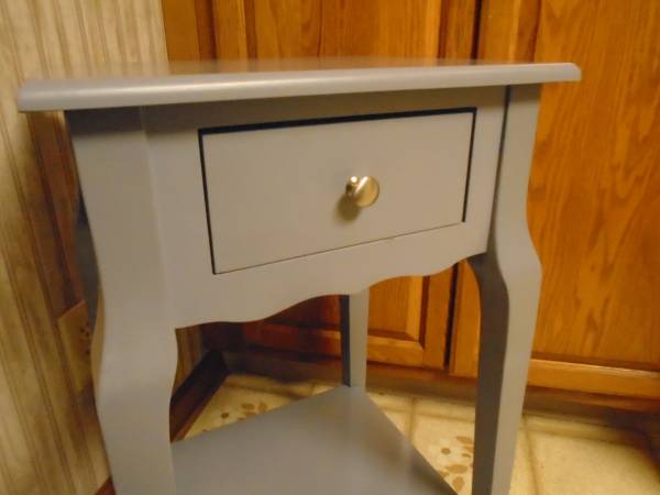 Little Grey Lamp/Accent/Bedside Table 1