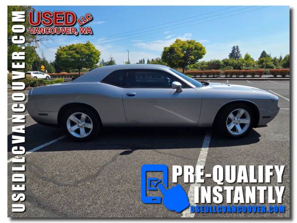 2014 Dodge Challenger SXT Coupe 2D  FINANCING | CARFAX 1