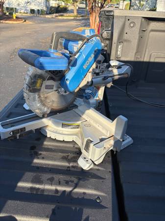 Kobalt 10” Sliding Compound Miter Saw w/ Laser Works Great 1