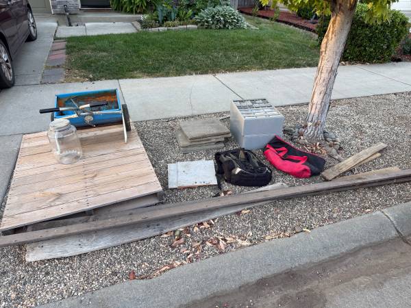 Free stuff 1