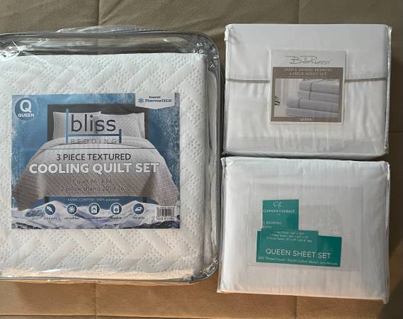 11 piece bedding set - cooling quilt comforter and 2 sets queen sheets 1