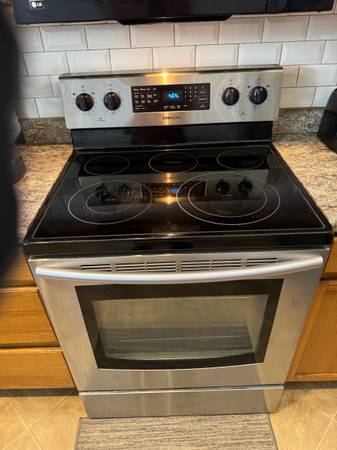 Samsug Electric Range 1