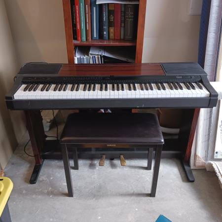Yamaha Clavinova Versatile Piano with bench 1