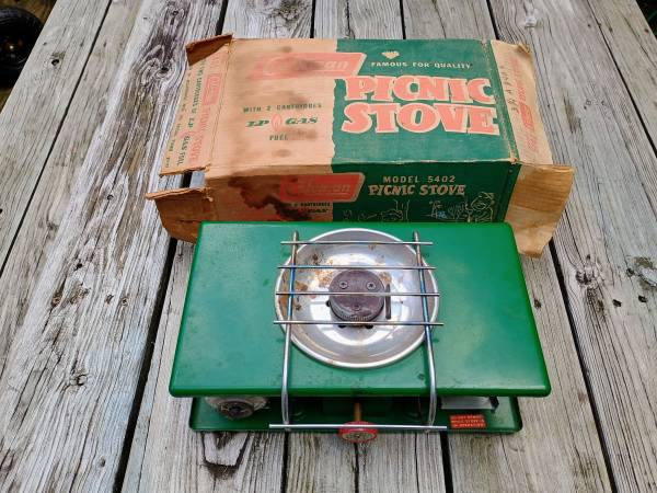 Coleman Picnic Stove ~ Model 5402 1