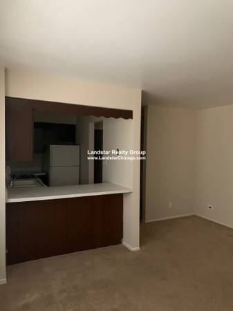$1,250 Edgewater Studio - Available Now - Cat ok (Edgewater)64041810131203123