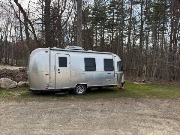 Airstream 1