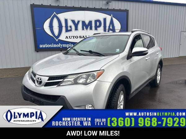 2013 Toyota RAV4 XLE 1