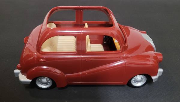 Calico Critters Cherry Cruiser 1