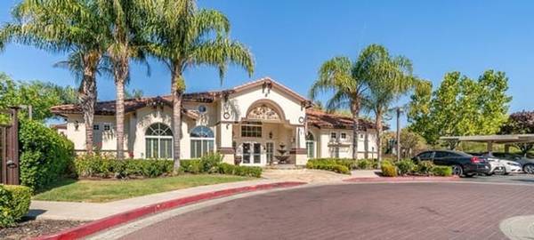 $2,795 / 2br - 1206ft2 - Selected, Clubhouse, On-Site Management, Carport (pittsburg / antioch)63880133048961122