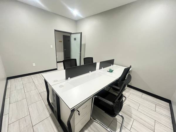$215 Work Smarter in Bedford: Reserved Desks & Office Perks (404 Airport Freeway Frontage Road)63867601951875120