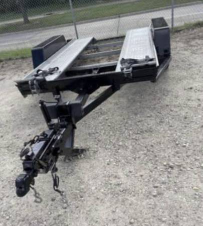 Trailer 1 Car 1