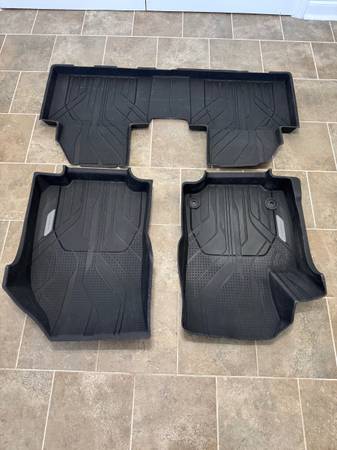 Floor Liners for Chevy Equinox 1