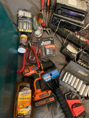 Tool / car stuff bundle 1