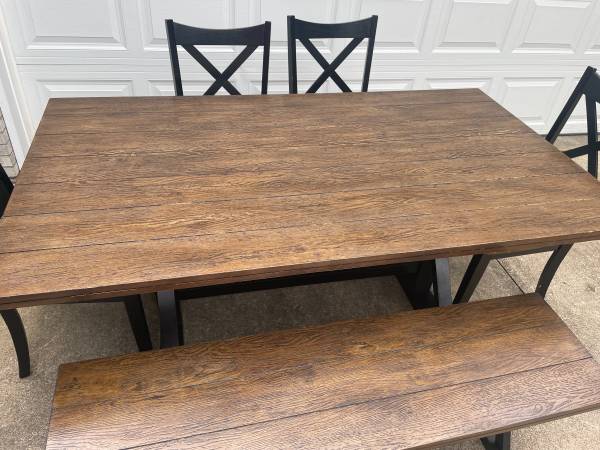 Farmhouse Table Set-Seats 6 With Bench and 4 Chairs - $440 (Columbia MO)63471025631363123