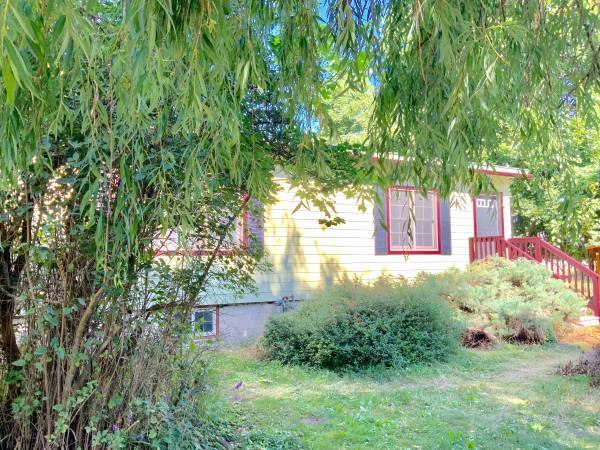 2348 River Rd 1