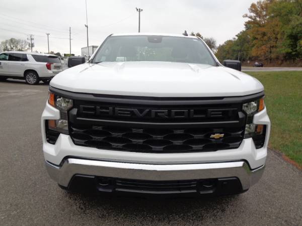 2024 Chevrolet Silverado 1500 4x4 - Photo 9