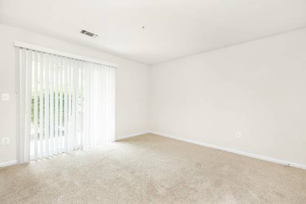 $1,595 / 1hab - 546ft2 - Cocina totalmente eléctrica, Persianas verticales, Microondas (20300 River Ridge Terrace, Ashburn, VA)64040197345281122
