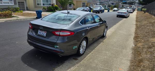 2016 ford Fusion híbrido - $9.300 (Daly City)63654701217025124