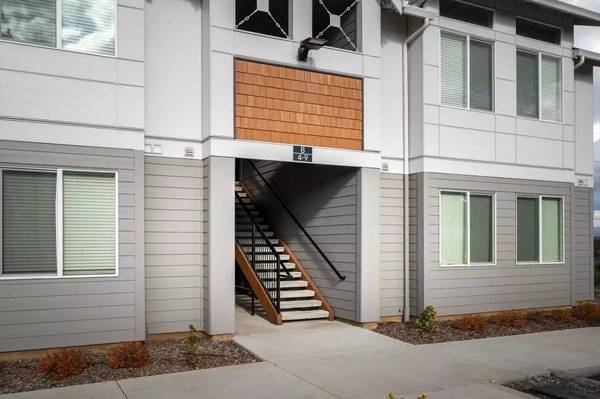 $1,440 / 1br - 588ft2 - Don't Miss This Deal! Tour Today Move In Tomorrow! (Vancouver, Evergreen High School)63672582531075124