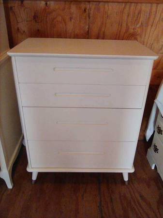 4 Drawer Mid Century Chest 1
