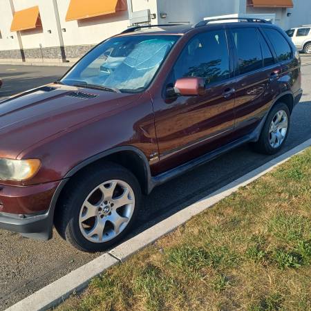 2001 BMW X5 - $4,000 (College point)63654722228099123
