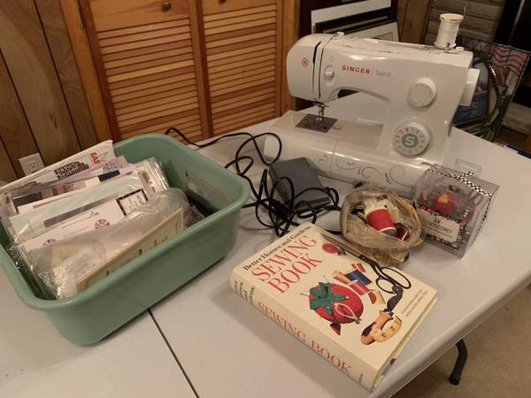 Singer Talent Sewing Machine 1