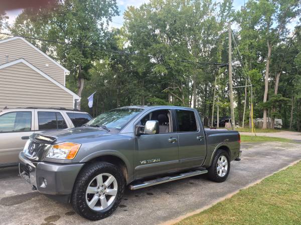 2015 Nissan Titan crew cab - Main Photo
