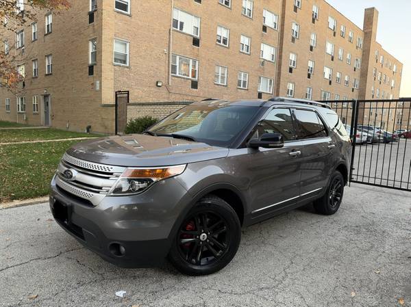2013 Ford Explorer 1