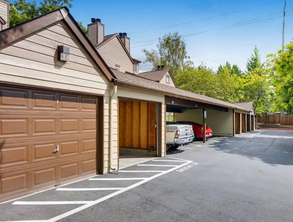 $1,550 / 1br - 1/2 MTH FREE - Workout Room - Spacious Closets - WD Set Included (Beaverton)64039060397699123