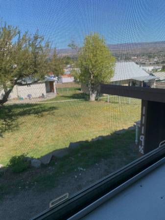 $620 / 4br - 116ft2 - habitación tranquila para uno (Wenatchee)63743505435009120