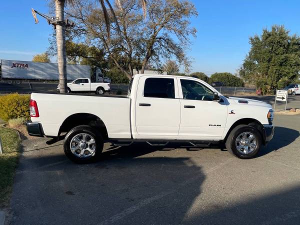 2020 RAM Tradesman 4dr Crew - Photo 8