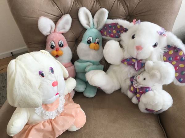 Bunnies, bunnies, more bunnies (5) 1